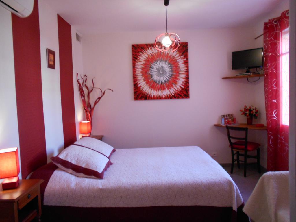 Les Tilleuls B&B Orange (Vaucluse) Quarto foto