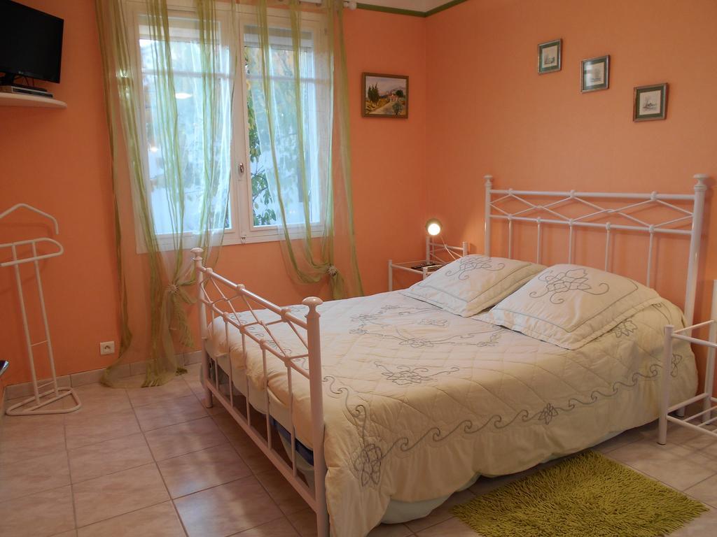 Les Tilleuls B&B Orange (Vaucluse) Quarto foto