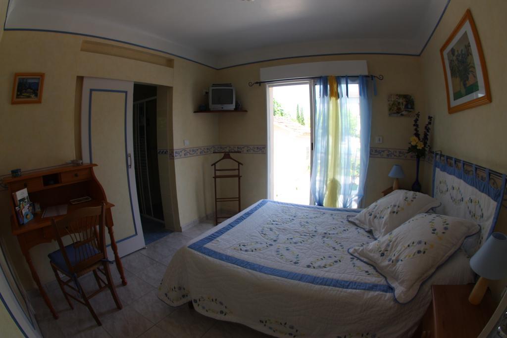 Les Tilleuls B&B Orange (Vaucluse) Quarto foto
